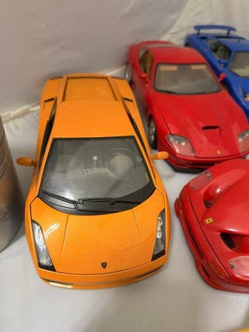 Bburago, Polistil, Maisto 1:18, 1:24, 1:25, 1:32 - Modelauto, Nieuw