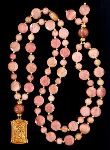 Rhodonite – De Roos der Koningen – Lelie - Erfgoed van de, Antiek en Kunst