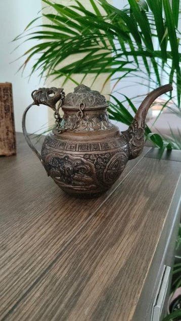 Bronzen of koperen rituelen pot - Himalaya regio - eind 19e