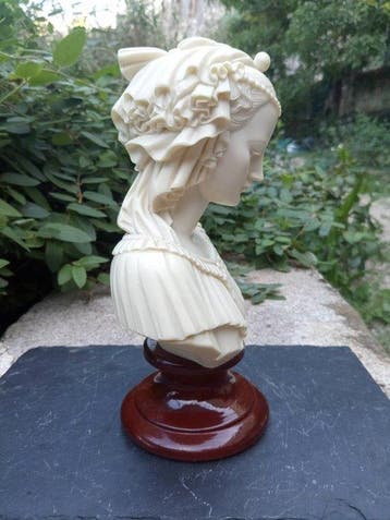 Buste, La Madonne - 23.5 cm - Albast