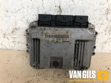 Computer Motormanagement Renault Espace O71145, Nieuw