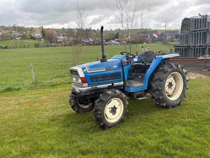 Online veiling - Landleader vintage tractor, Articles professionnels, Agriculture | Tracteurs, Enlèvement