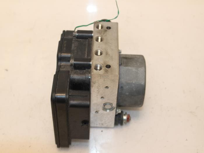 ABS Pomp Mitsubishi Space Star O108509, Auto-onderdelen, Remmen en Aandrijving