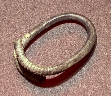 Époque Viking Argent Rare et intact anneau pour barbe de