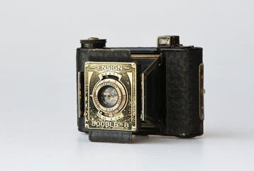 ENSIGN Double Eight. **Art Deco** Caméra miniature, Nieuw