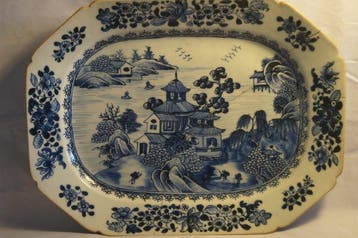 Bord - Chinese Qianlong-periode (1736-1795) blauw-witte