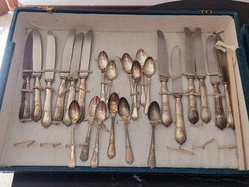 Tafelservies voor 12 (86) - Verzilverd