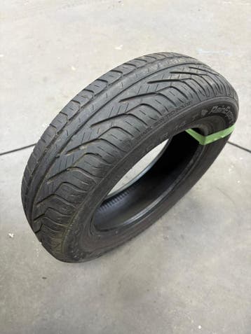 Band #15: UniRoyal 165/70 R14 T, Autos : Pièces & Accessoires, Pneus & Jantes, Ophalen, Band(en)