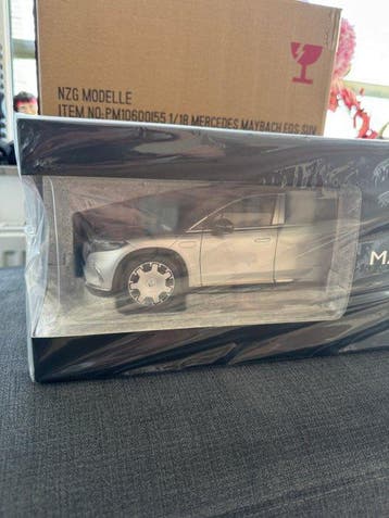 NZG 1:18 - Modelauto - Mercedes-Maybach EQS SUV, Nieuw