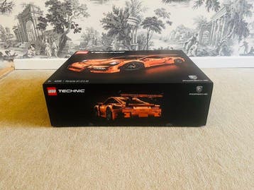 Lego Set - 42056 - Technic - Porsche 911 GT3 RS includes, Nieuw