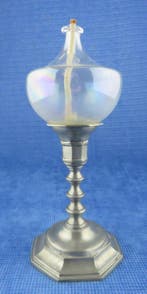 Olielampje op tinnen voet, Verzenden