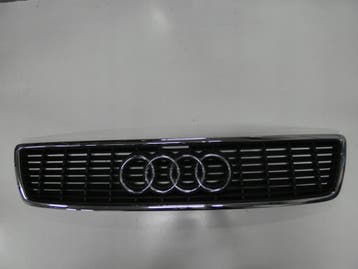 Grill Audi A8 D2 voor facelift 1996-2000, Verzenden, Gebruikt