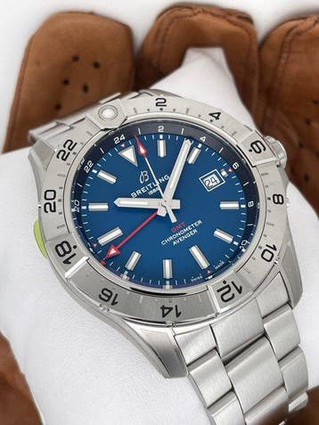 Breitling - Avenger Automatic GMT 44 - A32320101C1A1 - Homme