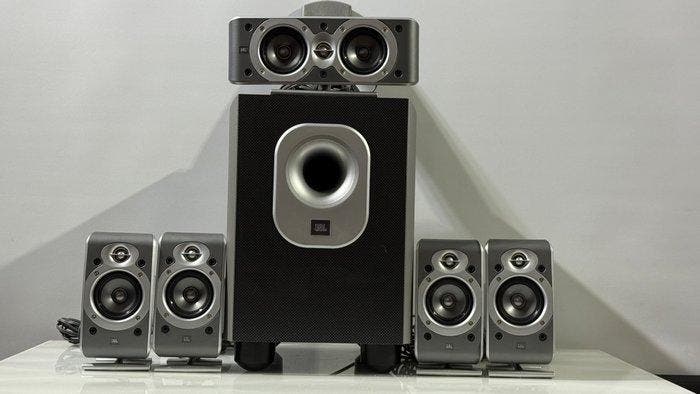 JBL - Systeem voor thuisbioscoop SCS200.5 -, TV, Hi-fi & Vidéo, Radios