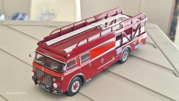 Hachette 1:43 - Camion miniature - Fiat 642 Bartoletti -, Hobby & Loisirs créatifs