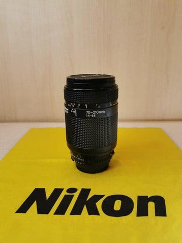 Nikon AF Nikkor 70-210mm f/4-5.6 Zoomlens, Audio, Tv en Foto, Fotocamera's Analoog, Nieuw