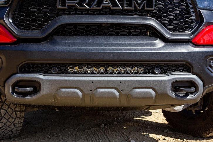 Baja Designs 2021+ Dodge Ram TRX 20 Inch S8 Bumper Kit, Autos : Pièces & Accessoires, Éclairage, Enlèvement ou Envoi