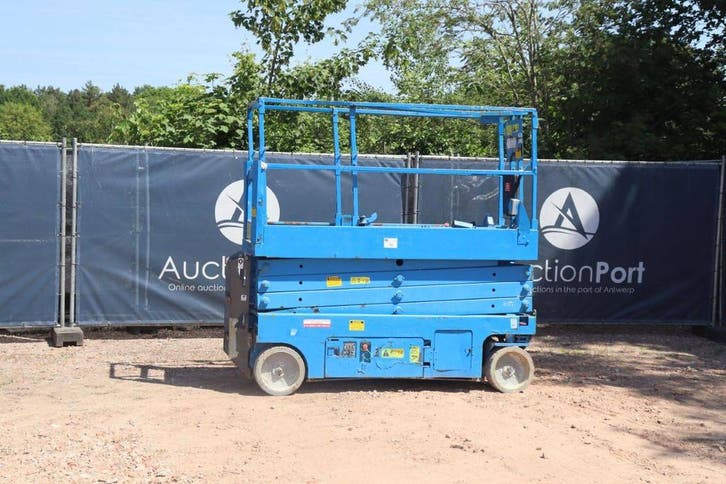 Veiling: Schaarlift Genie Elektrisch, Articles professionnels, Machines & Construction | Ascenseurs, Échafaudages & Échelles, Enlèvement