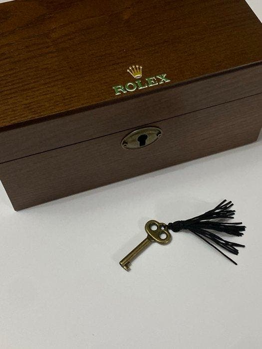 Prestige - Sieradendoos - Mahonie - Swiss Made - Haute, Antiek en Kunst, Kunst | Designobjecten