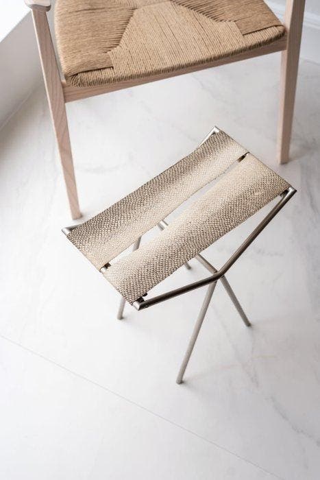 Studio Nienke Hoogvliet - Kruk - Visleer,, Roestvrij staal -, Antiquités & Art, Art | Objets design