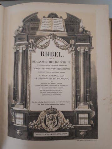 Bijbel met paginagrote platen in kleur [Leiden] - 1910