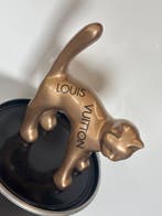 Rob VanMore - The Puss in LV