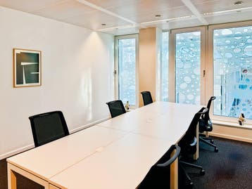 Kantoorruimte voor 5 in Regus Docks Bruxsel, Verzenden