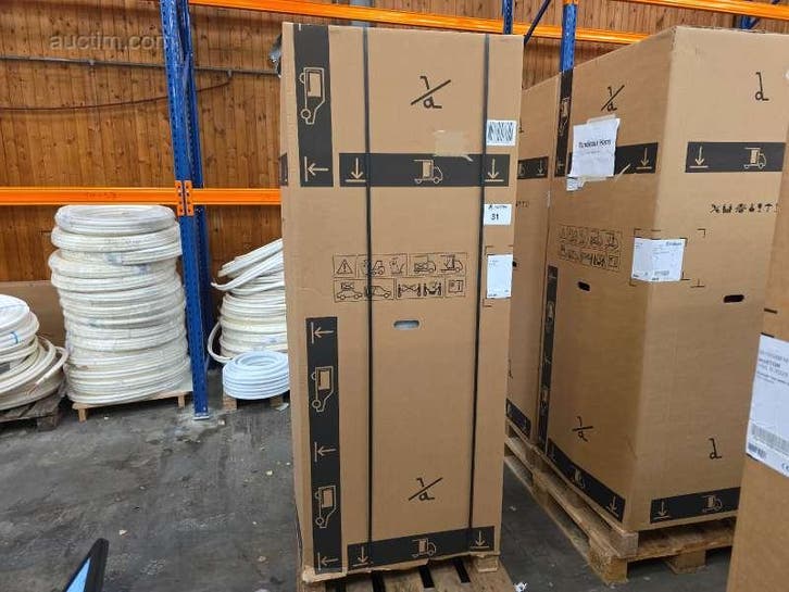 Warmte pomp boiler Vaillant Arostor VWL B 270/5, Doe-het-zelf en Bouw, Zonnepanelen en Toebehoren, Ophalen