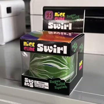 Nice Cube - Kubus Stressbal Knijpspeelgoed - Kneed - Squishy, Verzenden, Nieuw