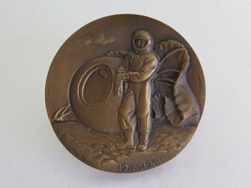 Sovjet-ruimtevaarder Yuri Gagarin 1962 bronzen en