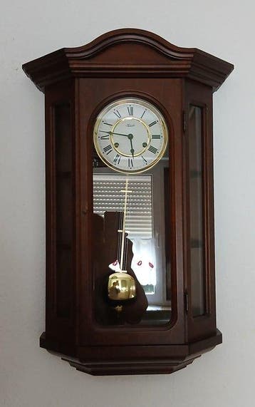 Wand-Pendeluhr mit Schlag - Hermle - Vintage - Messing -, Antiek en Kunst