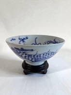 Important Bol au Dragon - Marque Chenghua – Chine – Dynastie