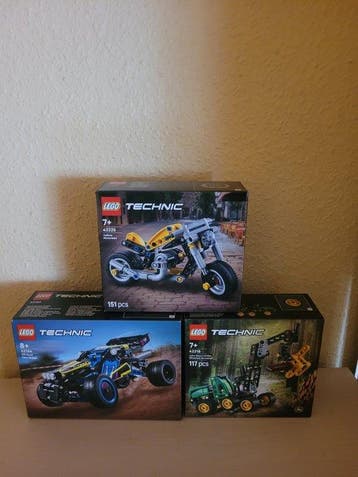 Lego Set - Technic - Buggy motorrad. Baummaschiene.
