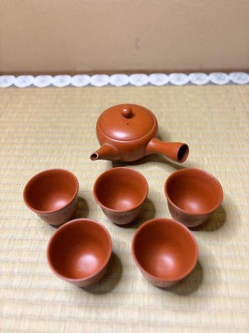 Japanse Tokoname-stijl Shudei theeset door Shunzan –, Antiek en Kunst