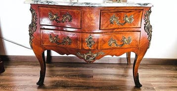 Commode - Bois polychrome - STYLE LOUIS XV