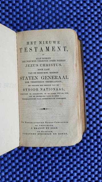 Het Nieuwe Testament Bijbel, gouden gloed aan de zijkant van