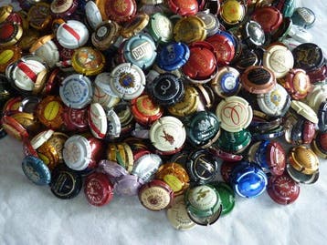 Themacollectie - Lot van meer dan 650 champagnecapsules. -, Antiquités & Art
