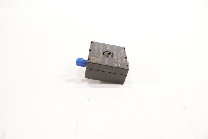 BMW 3 Serie E46 OEM Cabrio antenne versterker module NIEUW!, Auto-onderdelen, Elektronica en Kabels, Ophalen of Verzenden