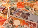 Wereld. - 10 x 100 different - (1000 banknotes) - various, Postzegels en Munten