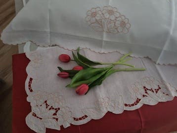 Pregiato Lenzuolo in puro lino ricamato a mano Intaglio