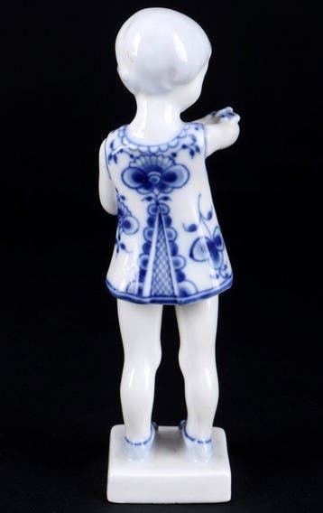 Royal Copenhagen - Beeldje - Dziewczynka z motylem 4795 -