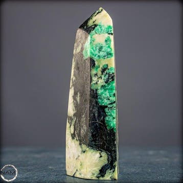 Natuurlijke smaragdobelisk - Topkwaliteit- 277.05 g