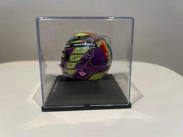 Mercedes - Formule 1 - Lewis Hamilton - 2023 - Pitcrew helm, Nieuw