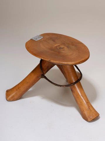 Pokot headrest / af en toe kruk – Kenia – hout, leer en