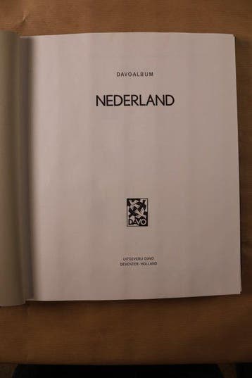 Nederland 1852/1981 - 2 lege DAVO Crystal voordrukalbums
