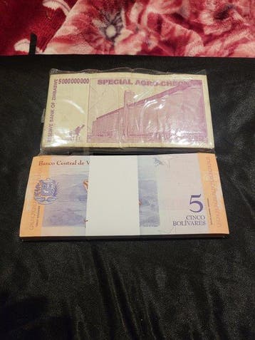 Zimbabwe, Venezuela. - 200 Banknotes - Various Dates (Sans