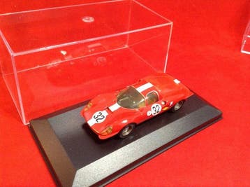 Record - made in France 1:43 - Model raceauto - Ferrari Dino