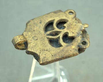 16th - 17th century copper Belt hook (Zonder minimumprijs)