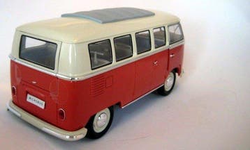 Welly 1:18 - Model bestelwagen - Volkswagen T1 Microbus, Hobby en Vrije tijd, Nieuw