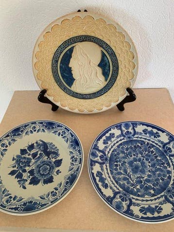 De Porceleyne Fles, Delft - Bord (3) - Aardewerk, Antiek en Kunst